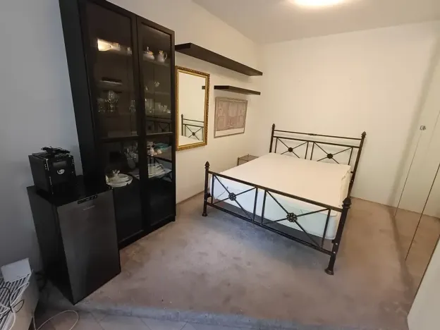 Pronájem bytu 1+kk, Praha - Podolí, Brabcova, 44 m2