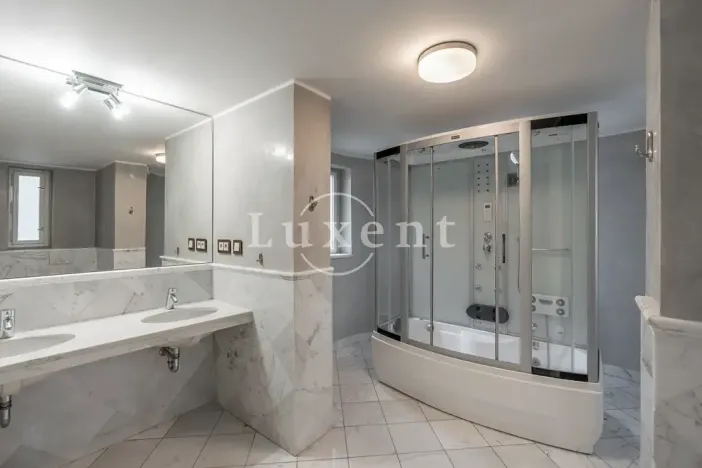 Pronájem bytu 5+kk, Praha - Josefov, Pařížská, 210 m2