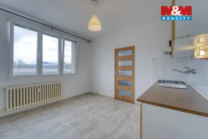 Prodej bytu 1+1, Klatovy - Klatovy II, K Letišti, 39 m2