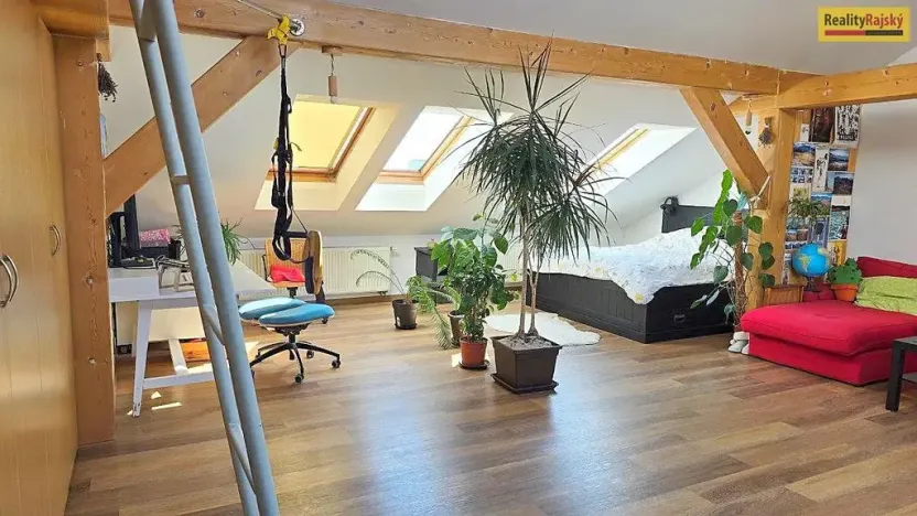 Prodej atypického bytu, Praha - Smíchov, Na Čečeličce, 78 m2