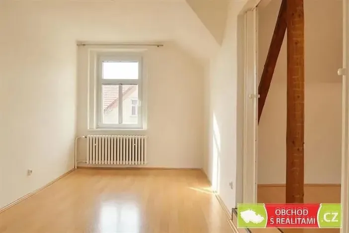 Pronájem bytu 2+kk, Praha, Nad Rohatci, 43 m2