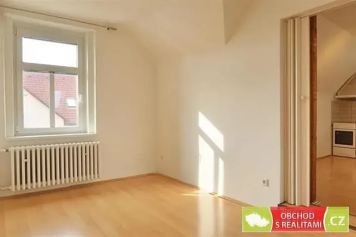 Pronájem bytu 2+kk, Praha, Nad Rohatci, 43 m2