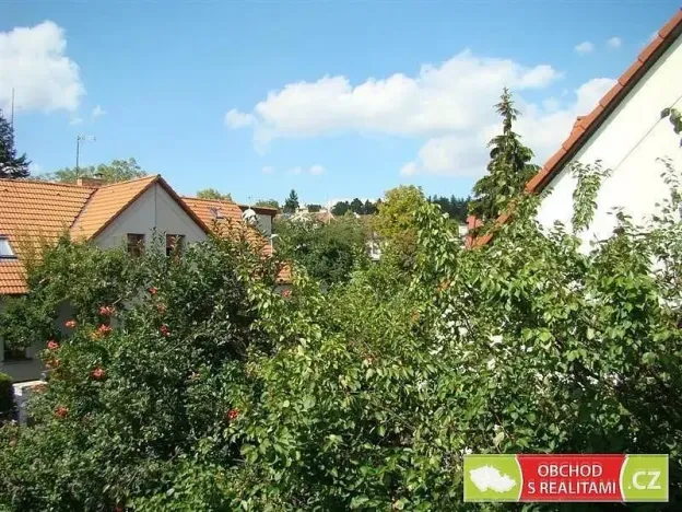 Pronájem bytu 2+kk, Praha, Nad Rohatci, 43 m2