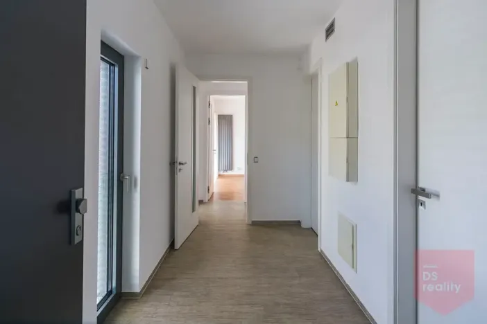 Prodej bytu 2+kk, Praha - Klánovice, Ke kostelíčku, 79 m2