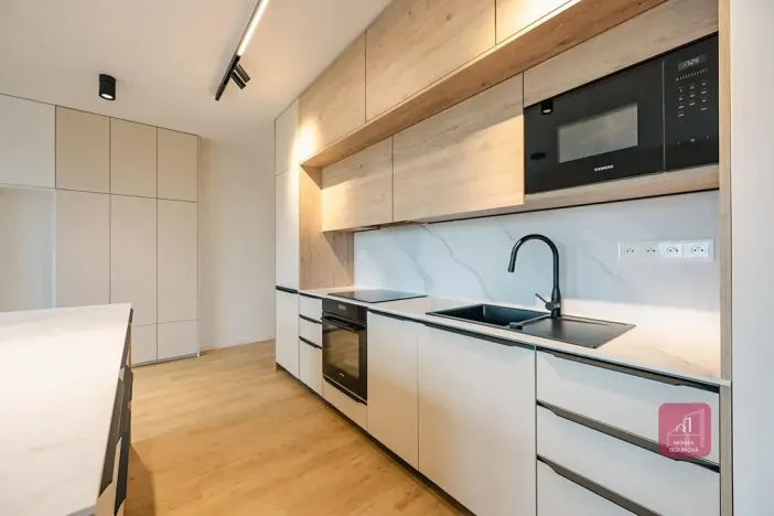Pronájem bytu 2+kk, Mokrá-Horákov, 63 m2