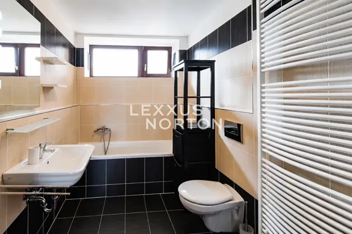 Pronájem bytu 3+kk, Praha - Hloubětín, Nademlejnská, 99 m2