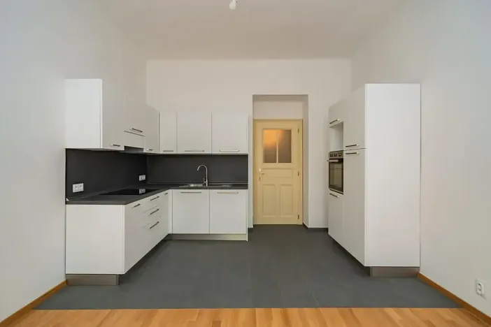Pronájem bytu 2+kk, Praha - Bubeneč, Kamenická, 52 m2