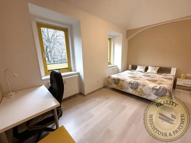 Prodej bytu 2+kk, Praha - Libeň, Zenklova, 37 m2