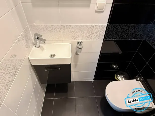 Pronájem bytu 3+1, Opava, Edvarda Beneše, 72 m2