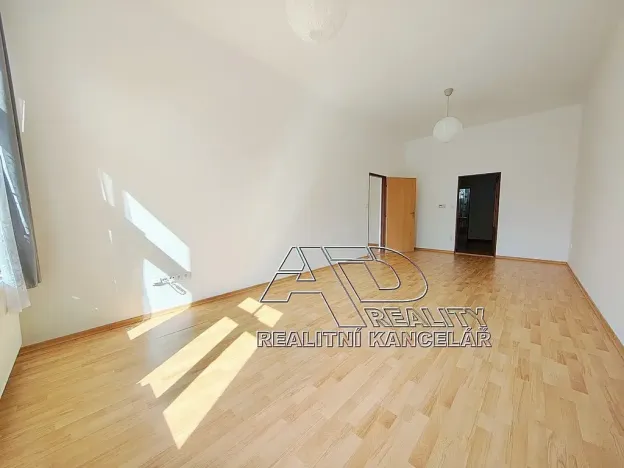 Pronájem bytu 2+1, České Budějovice, 72 m2
