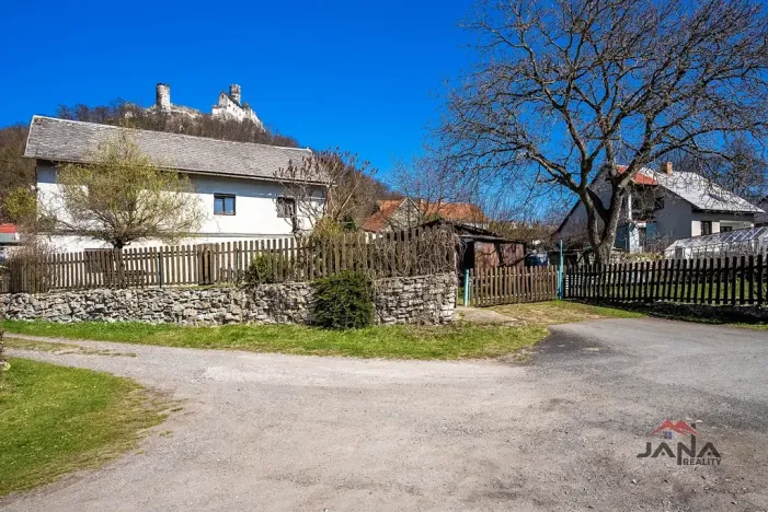 Prodej chalupy, Bezděz, 168 m2