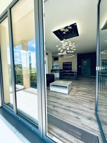 Prodej bytu 3+kk, Karlovy Vary, Svatošská, 92 m2