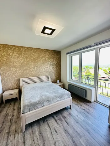 Prodej bytu 3+kk, Karlovy Vary, Svatošská, 92 m2