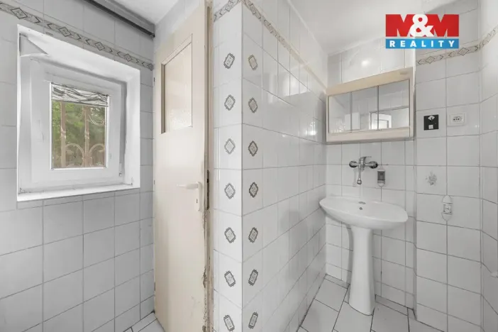 Prodej rodinného domu, Dubí - Bystřice, Horská, 175 m2