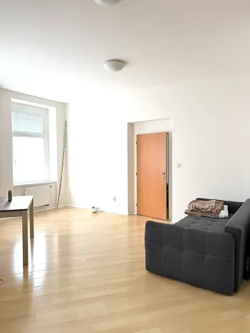Pronájem bytu 2+kk, Praha - Vysočany, Spojovací, 58 m2