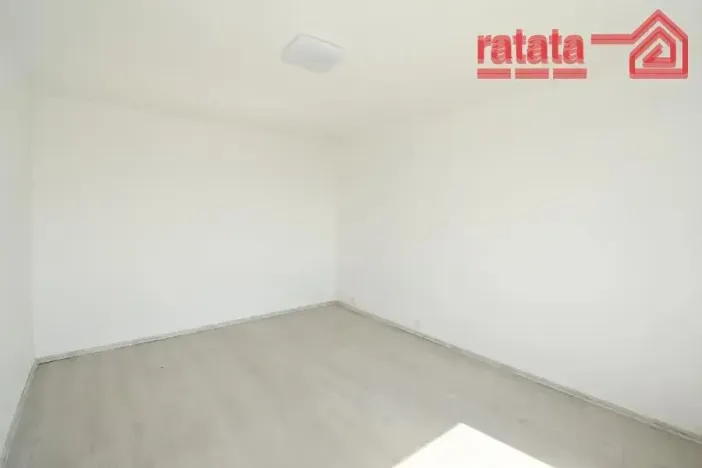 Pronájem bytu 1+1, Chomutov, Jirkovská, 35 m2
