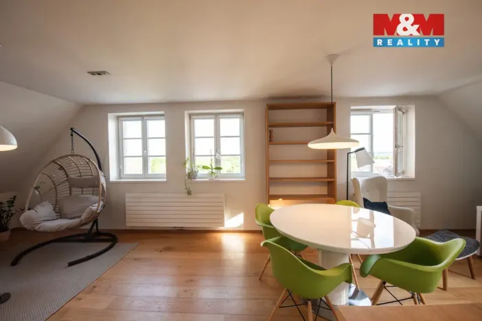 Pronájem bytu 5+kk, Hradec Králové, Velké náměstí, 112 m2