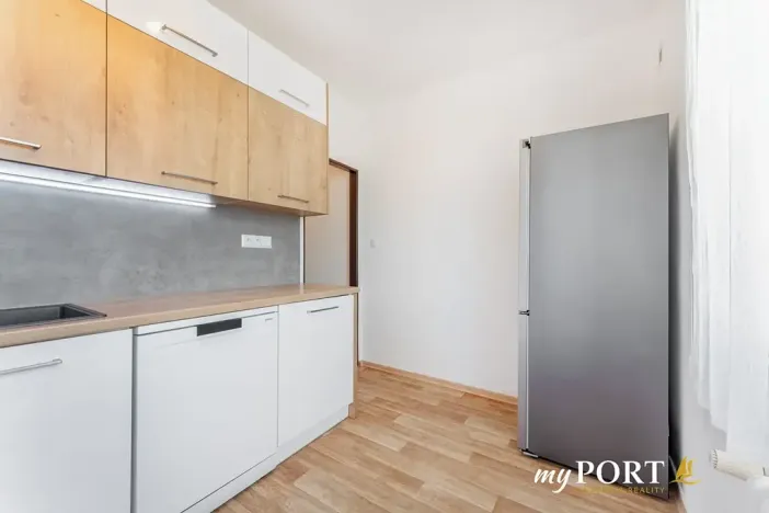 Pronájem bytu 3+1, Plzeň, Koterovská, 75 m2