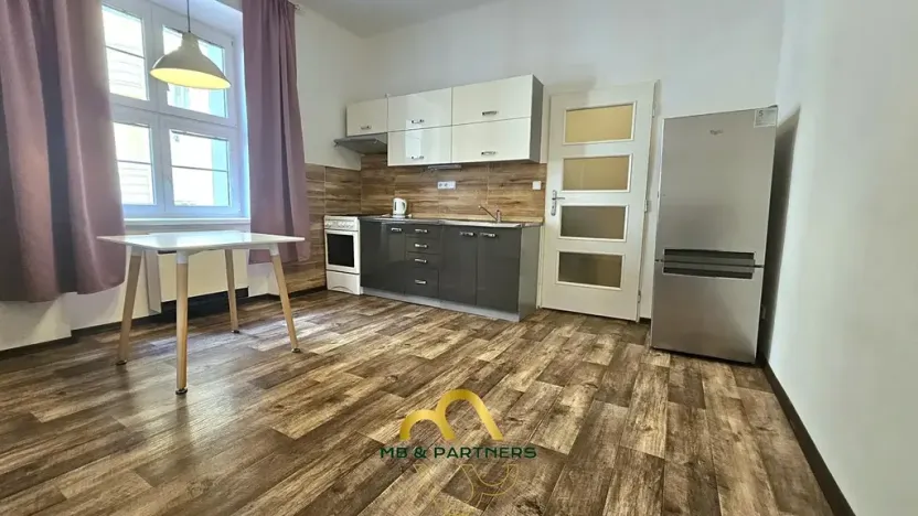 Pronájem bytu 2+kk, Praha - Michle, Adamovská, 42 m2