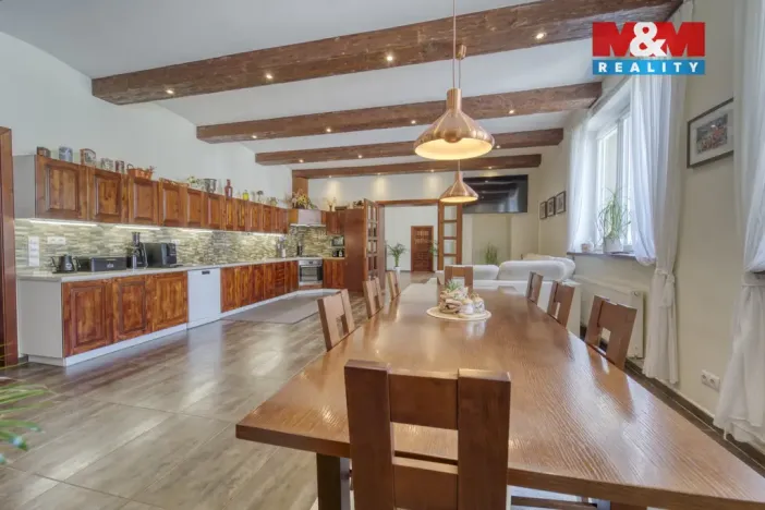 Prodej činžovního domu, Chodová Planá, Pivovarská, 379 m2