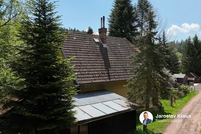 Prodej rodinného domu, Pecka, 117 m2