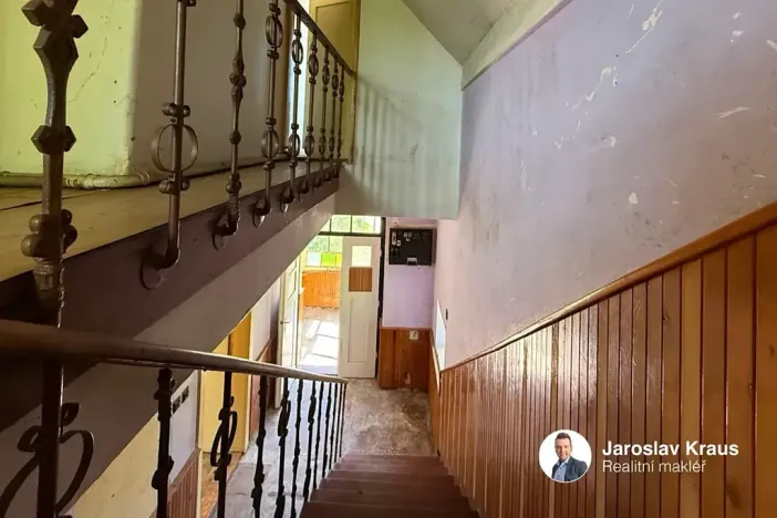Prodej rodinného domu, Pecka, 117 m2