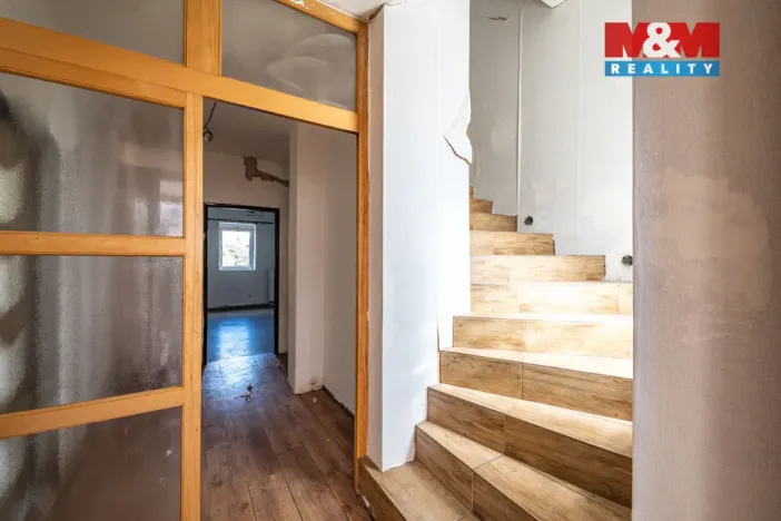 Prodej rodinného domu, Nový Bor - Arnultovice, Myslbekova, 280 m2