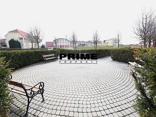 Pronájem rodinného domu, Praha - Nebušice, K vinicím, 251 m2