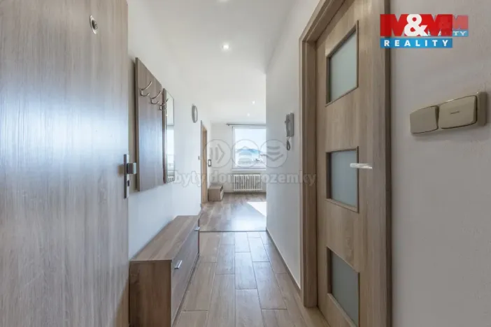 Pronájem bytu 1+1, Děčín - Děčín VI-Letná, U Tvrze, 36 m2