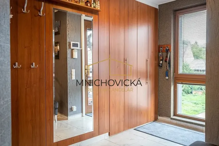 Prodej rodinného domu, Praha - Kolovraty, V Tehovičkách, 521 m2