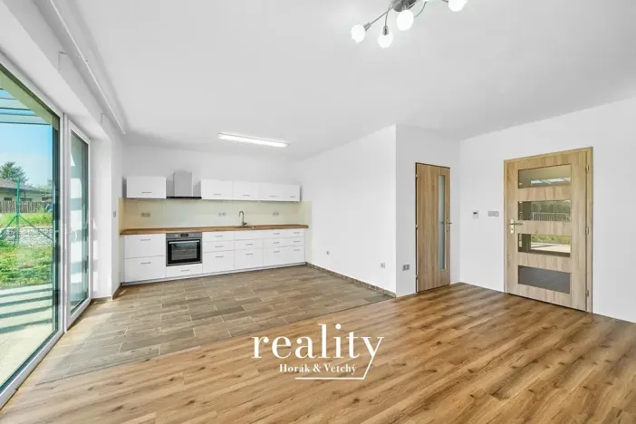 Pronájem bytu 2+kk, Jihlava, Na Nivách, 56 m2