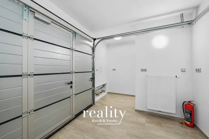 Pronájem bytu 2+kk, Jihlava, Na Nivách, 56 m2