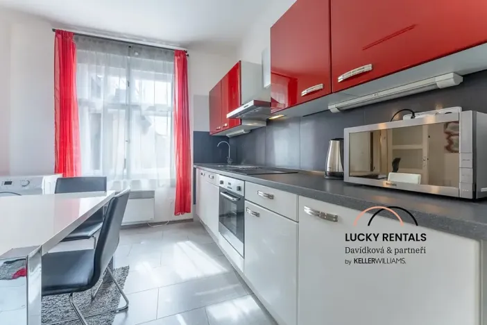Pronájem bytu 2+kk, Praha - Staré Město, Havelská, 60 m2