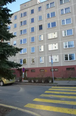Pronájem bytu 1+kk, Praha - Modřany, Nikoly Vapcarova, 30 m2