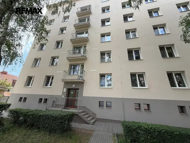 Pronájem bytu 2+1, Břeclav, Fintajslova, 51 m2