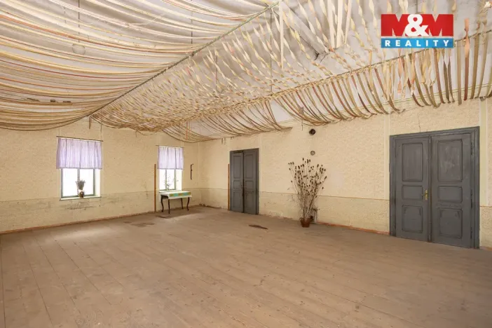 Prodej rodinného domu, Moravany - Turov, 330 m2