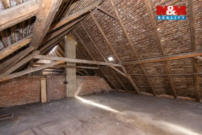 Prodej rodinného domu, Moravany - Turov, 330 m2