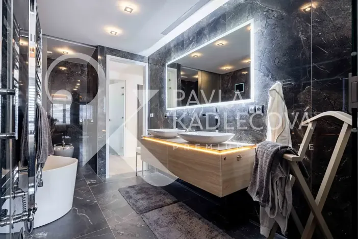 Prodej bytu 4+kk, Praha - Karlín, Sokolovská, 120 m2