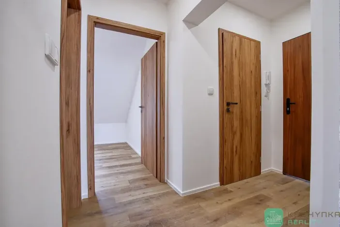 Pronájem bytu 2+kk, Dubí, Lidická, 51 m2