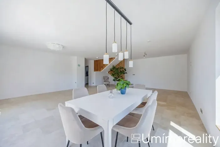Prodej rodinného domu, Kařez, 161 m2