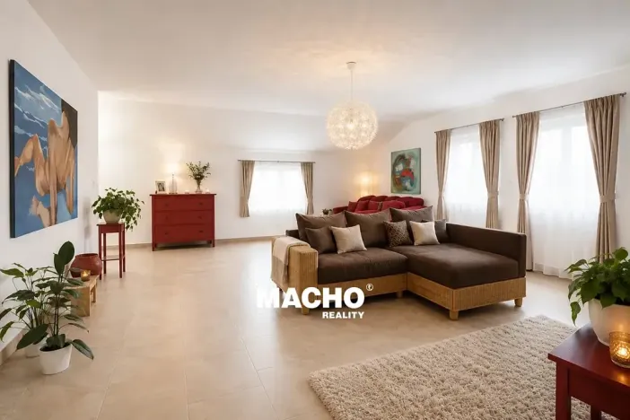 Prodej rodinného domu, Kostelec u Křížků, 353 m2