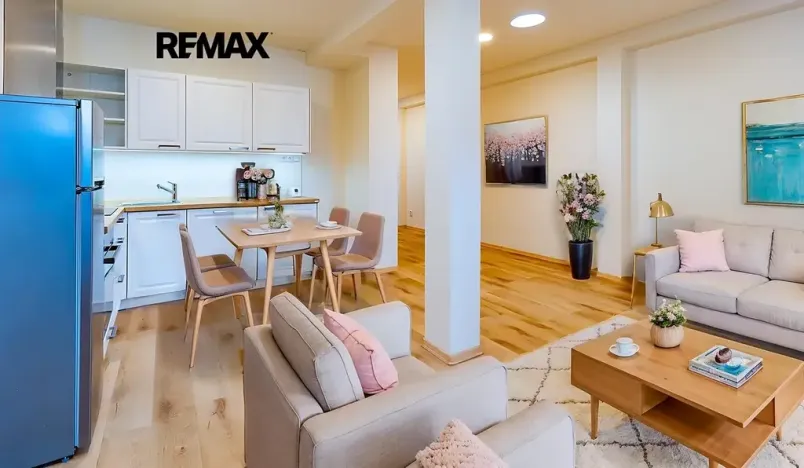 Pronájem bytu 2+1, Česká Lípa, Škroupovo náměstí, 75 m2