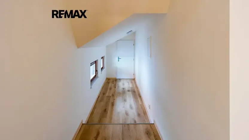 Pronájem bytu 2+1, Česká Lípa, Škroupovo náměstí, 75 m2