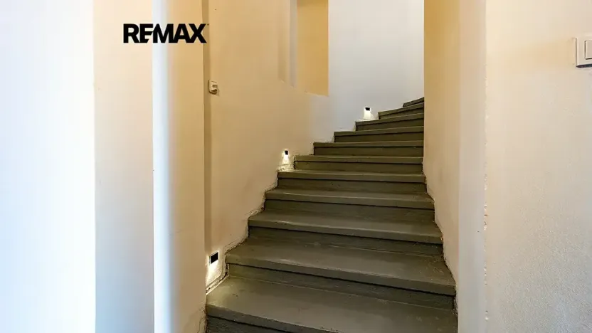 Pronájem bytu 2+1, Česká Lípa, Škroupovo náměstí, 75 m2