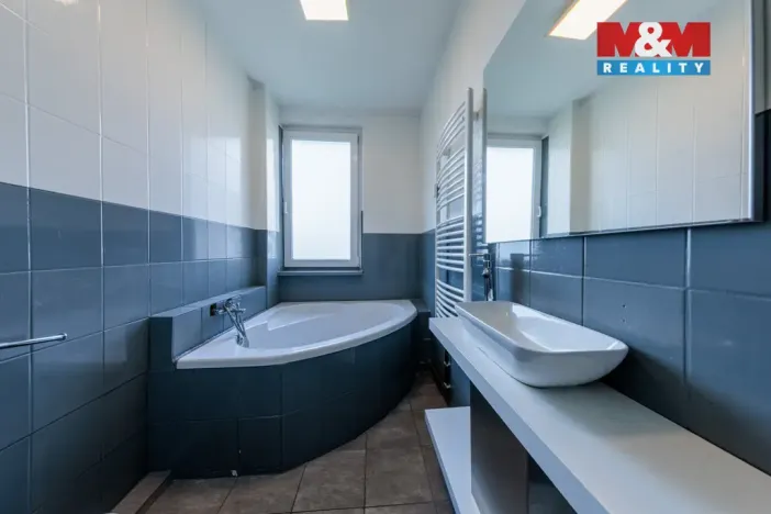 Prodej bytu 3+1, Horní Slavkov, Dlouhá, 64 m2