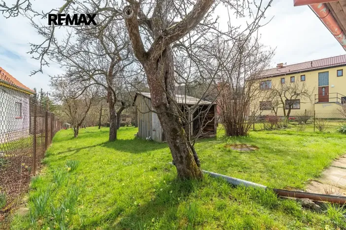 Prodej pozemku pro bydlení, Holubov, 739 m2