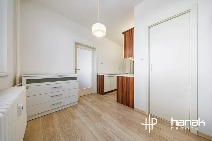 Pronájem bytu 3+1, Olomouc, Nešporova, 60 m2
