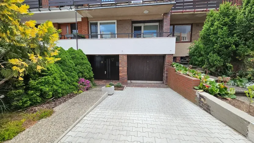 Pronájem rodinného domu, Praha - Dejvice, Krohova, 210 m2