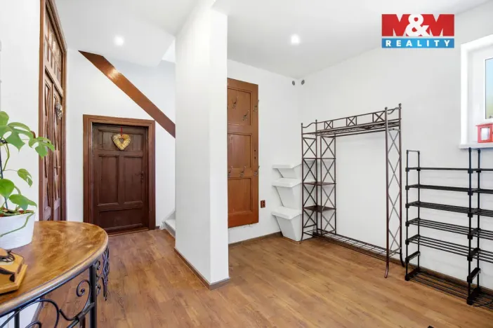 Prodej rodinného domu, Nové Město pod Smrkem - Hajniště, 266 m2