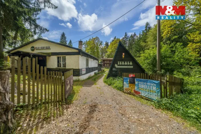Prodej komerční nemovitosti, Nová Role - Mezirolí, 795 m2